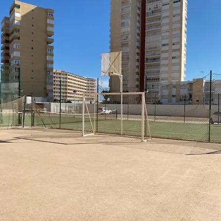 Km 0, Pisos Estudios - Planta Baja - 100m De La Playa - Flats - Ground Floor - 100m From The Beach, Cada Con Bicis & Tabla Sup, Piscina & Padel & Tenis & Mas - Each With Bikes & Sup Board, Pool & Paddle & Tennis & Apartman