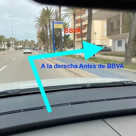 Km 0, Pisos Estudios - Planta Baja - 100m De La Playa - Flats - Ground Floor - 100m From The Beach, Cada Con Bicis & Tabla Sup, Piscina & Padel & Tenis & Mas - Each With Bikes & Sup Board, Pool & Paddle & Tennis & *