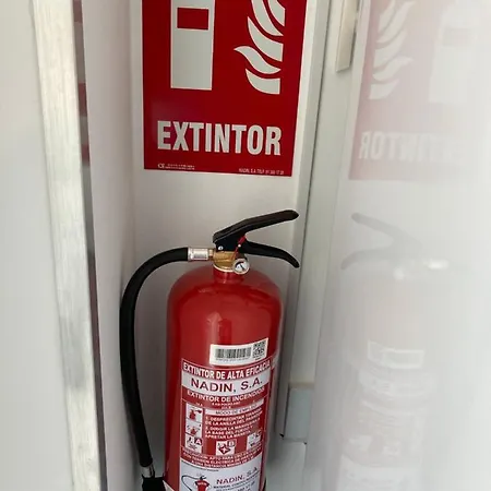 Km 0, Pisos Estudios - Planta Baja - 100m De La Playa - Flats - Ground Floor - 100m From The Beach, Cada Con Bicis & Tabla Sup, Piscina & Padel & Tenis & Mas - Each With Bikes & Sup Board, Pool & Paddle & Tennis & アパート