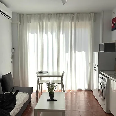 Km 0, Pisos Estudios - Planta Baja - 100m De La Playa - Flats - Ground Floor - 100m From The Beach, Cada Con Bicis&tabla Sup, Piscina&pádel&tenis&más - Each With Bikes&sup Board, Pool&paddle&tennis&more La Manga del Mar Menor