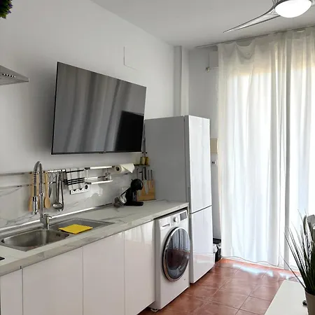 Km 0, Pisos Estudios - Planta Baja - 100m De La Playa - Flats - Ground Floor - 100m From The Beach, Cada Con Bicis&tabla Sup, Piscina&pádel&tenis&más - Each With Bikes&sup Board, Pool&paddle&tennis&more Apartamento