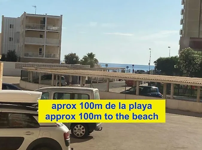 Beachside Studios: Ground Floor Retreat With Bikes & Water Sports * La Manga del Mar Menor