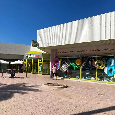 Km 0, Pisos Estudios - Planta Baja - 100m De La Playa - Flats - Ground Floor - 100m From The Beach, Cada Con Bicis & Tabla Sup, Piscina & Padel & Tenis & Mas - Each With Bikes & Sup Board, Pool & Paddle & Tennis & * La Manga