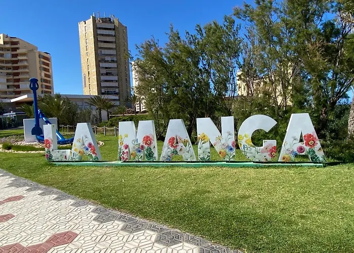 Lejlighed Km 0, Pisos Estudios - Planta Baja - 100m De La Playa - Flats - Ground Floor - 100m From The Beach, Cada Con Bicis & Tabla Sup, Piscina & Padel & Tenis & Mas - Each With Bikes & Sup Board, Pool & Paddle & Tennis & La Manga