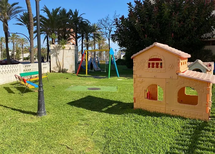 Km 0, Pisos Estudios - Planta Baja - 100m De La Playa - Flats - Ground Floor - 100m From The Beach, Cada Con Bicis & Tabla Sup, Piscina & Padel & Tenis & Mas - Each With Bikes & Sup Board, Pool & Paddle & Tennis & Apartmán