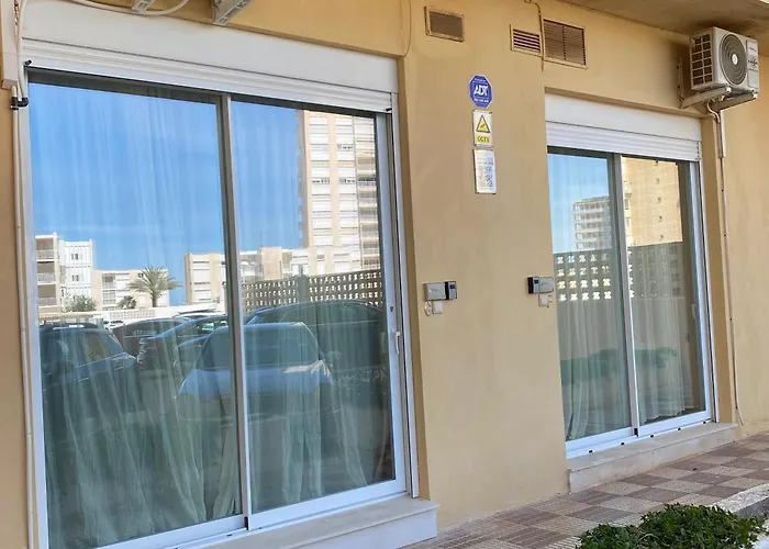 Km 0, Pisos Estudios - Planta Baja - 100m De La Playa - Flats - Ground Floor - 100m From The Beach, Cada Con Bicis & Tabla Sup, Piscina & Padel & Tenis & Mas - Each With Bikes & Sup Board, Pool & Paddle & Tennis & * La Manga